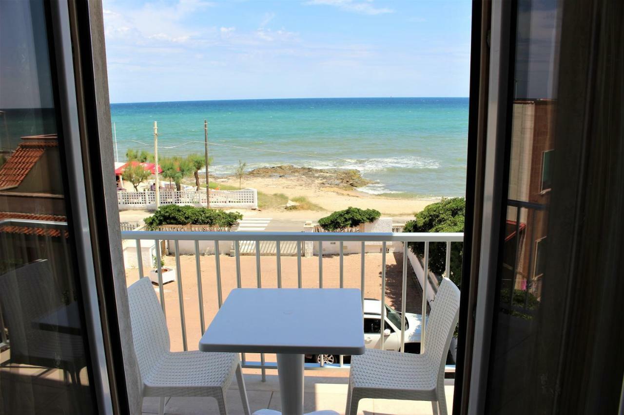 Appartamenti Costa Dei Trulli Torre Canne Exterior photo